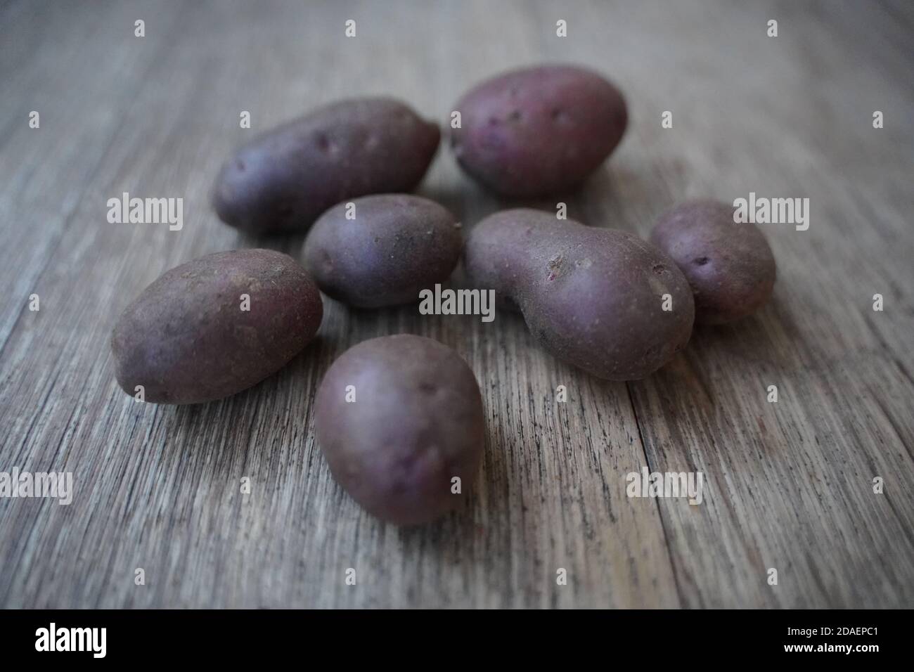 Patate porpora organiche Selfgrown Foto Stock
