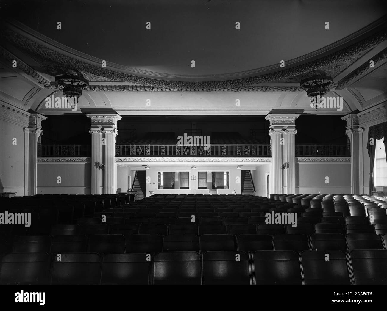 Holabird e Roche Plasterer's Union, auditorium verso la parte posteriore, Chicago, Illinois, circa 1923-1936. Foto Stock