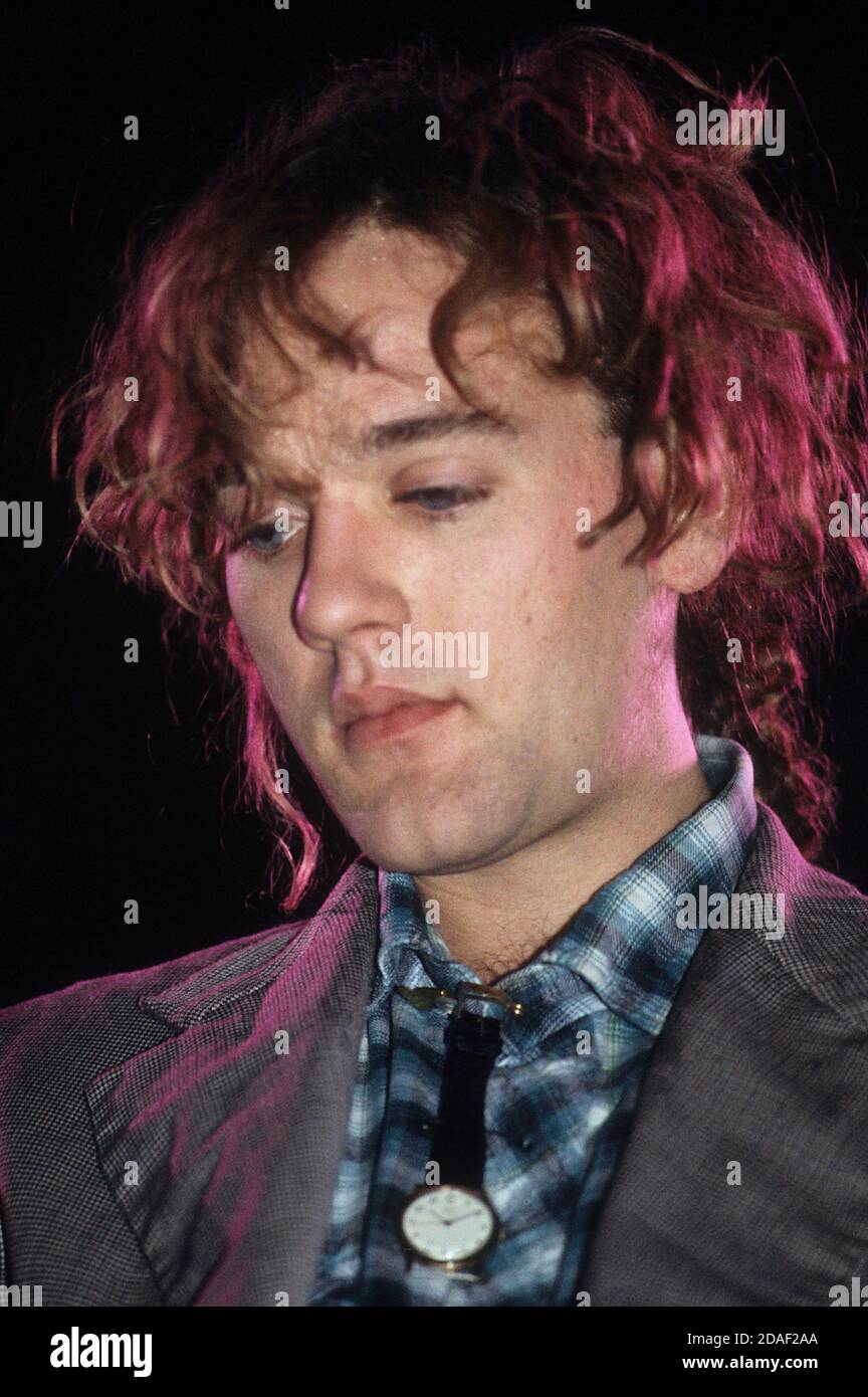 Michael Stipe di REM live al Lyceum. Londra, 2 dicembre 1984 | utilizzo in tutto il mondo Foto Stock