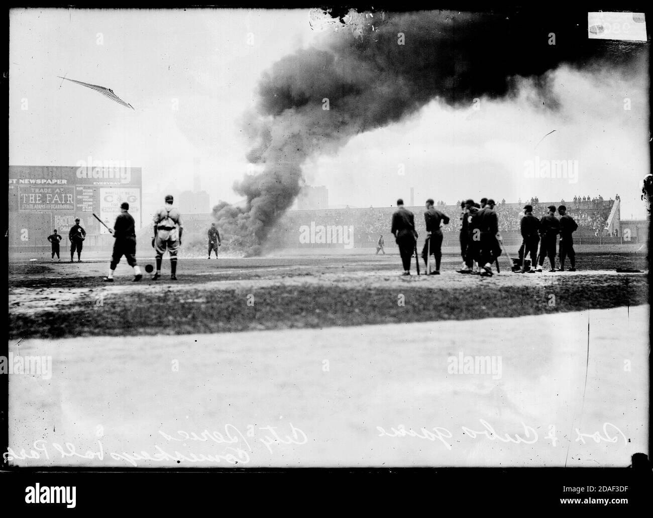 Vista della squadra di baseball dei Chicago Cubs prima di una City Series del 1912 tra i Cubs e i White Sox al Comiskey Park, Chicago, Illinois. Foto Stock