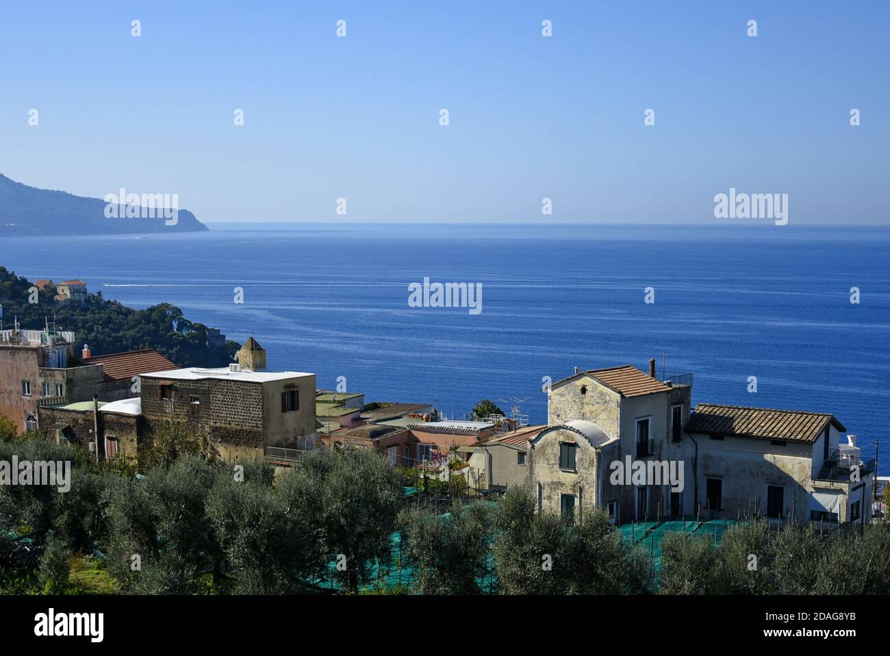 Vista panoramica della costa in provincia di Napoli. Foto Stock