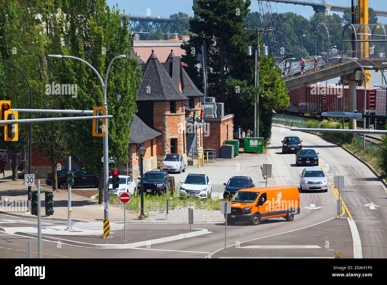 Il ristorante Keg si affaccia su Front Street, New Westminster, B. C., Canada Foto Stock