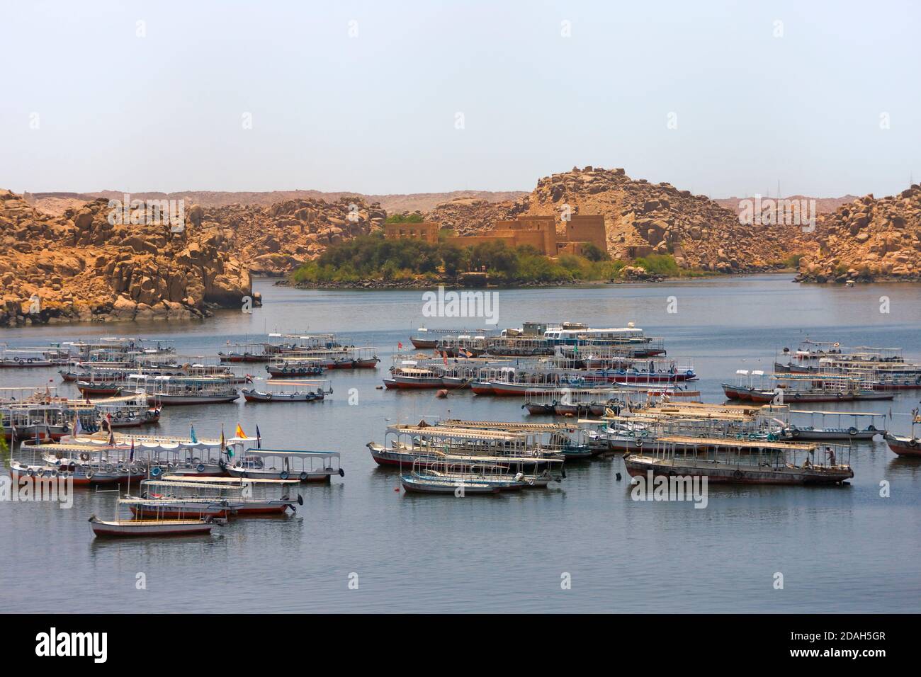 Barche nel porto, Assuan, Egitto Foto Stock