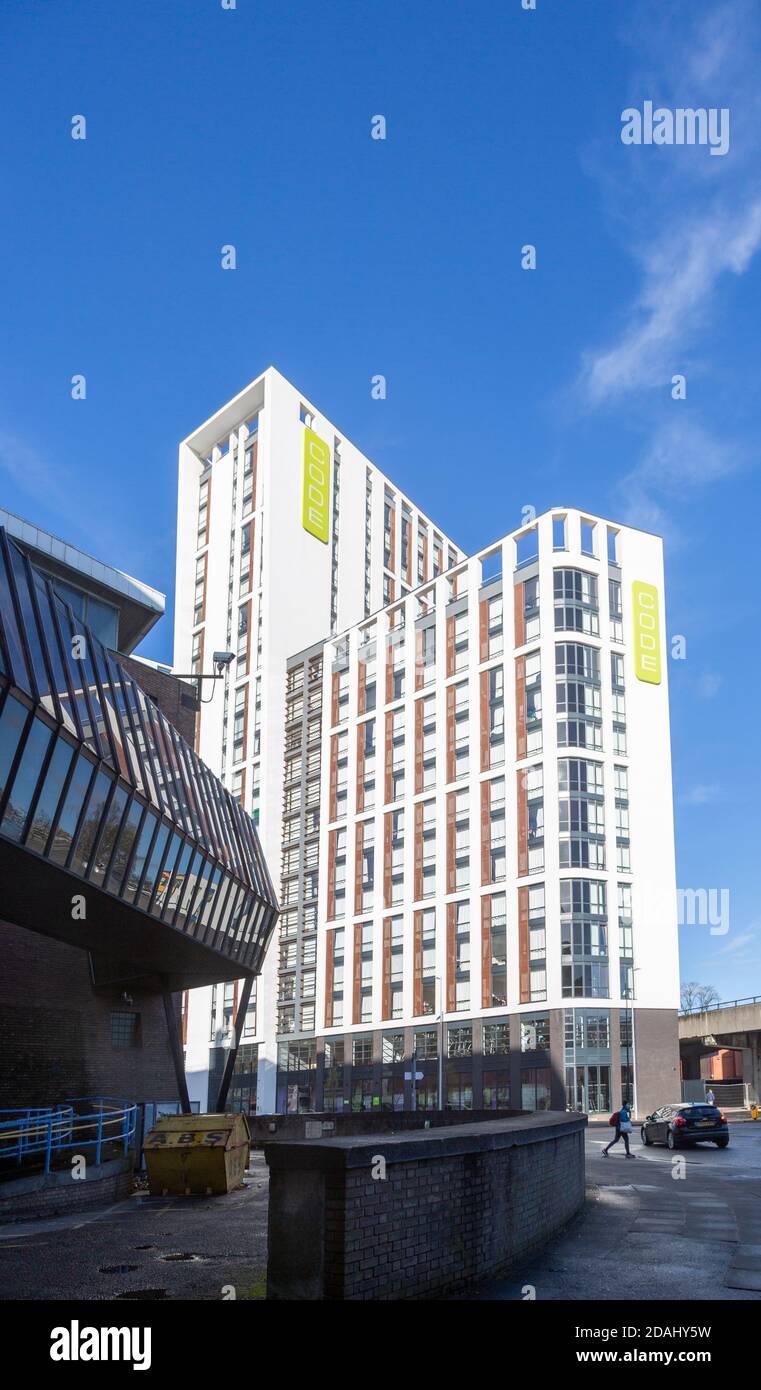 EDIFICIO IN CODICE, moderno, alto edificio di architettura, alloggi per studenti, centro citta', Coventry, Inghilterra, Regno Unito Foto Stock