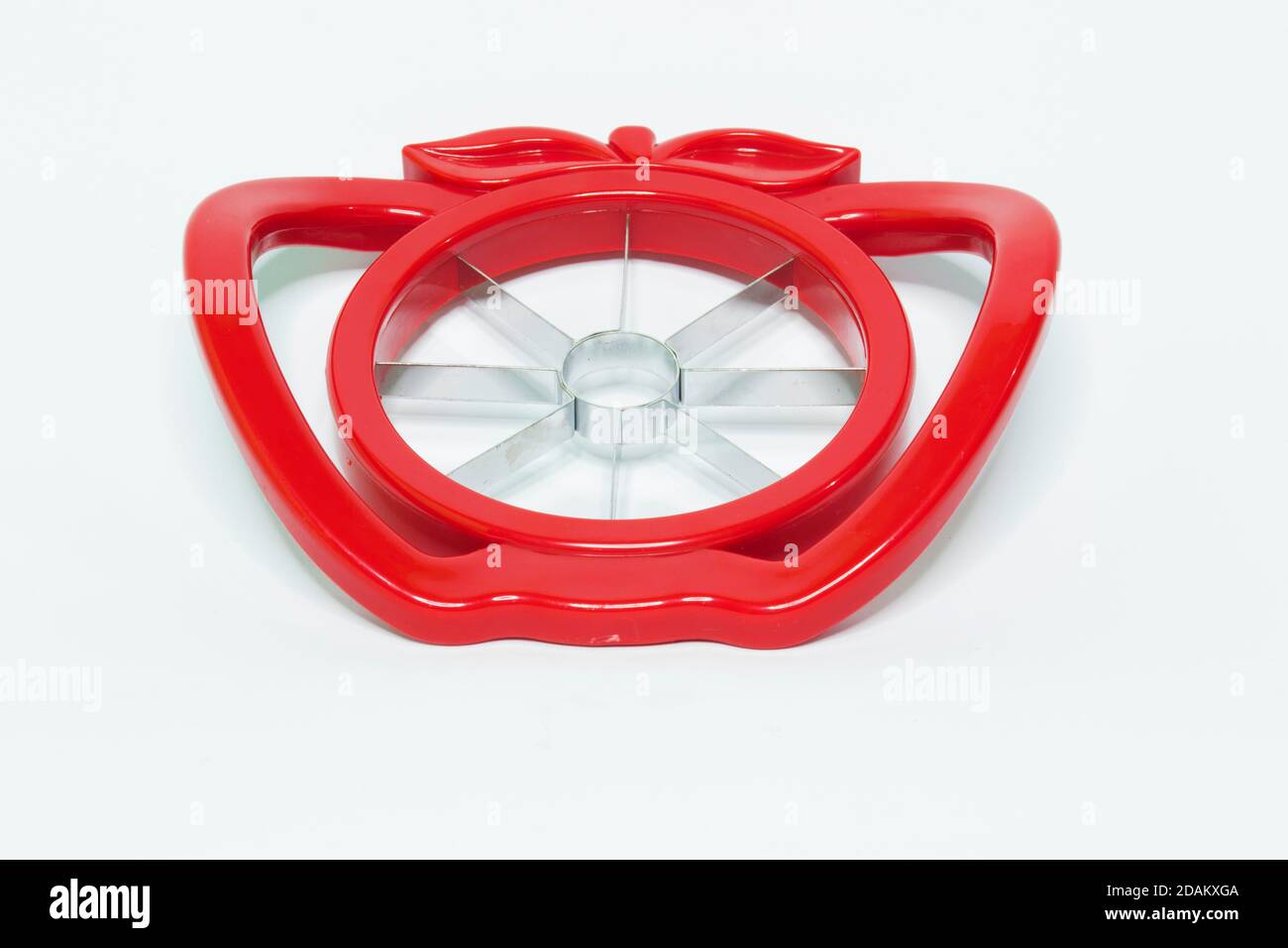 Taglierina rossa per mele in plastica e metallo Foto Stock