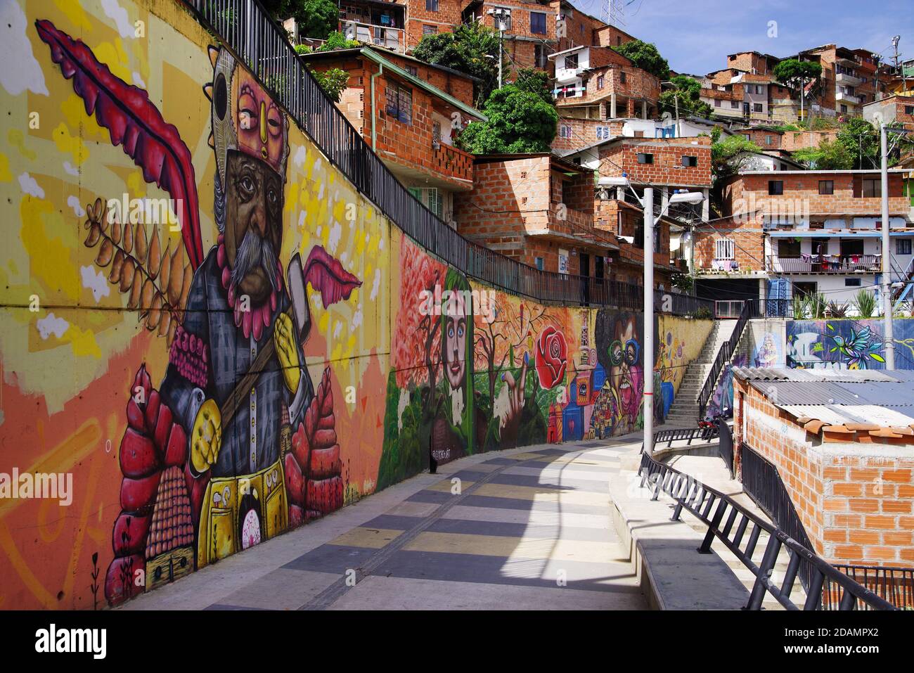 Architettura del famoso Distretto 13 di Medellin, Colombia, Sud America Foto Stock