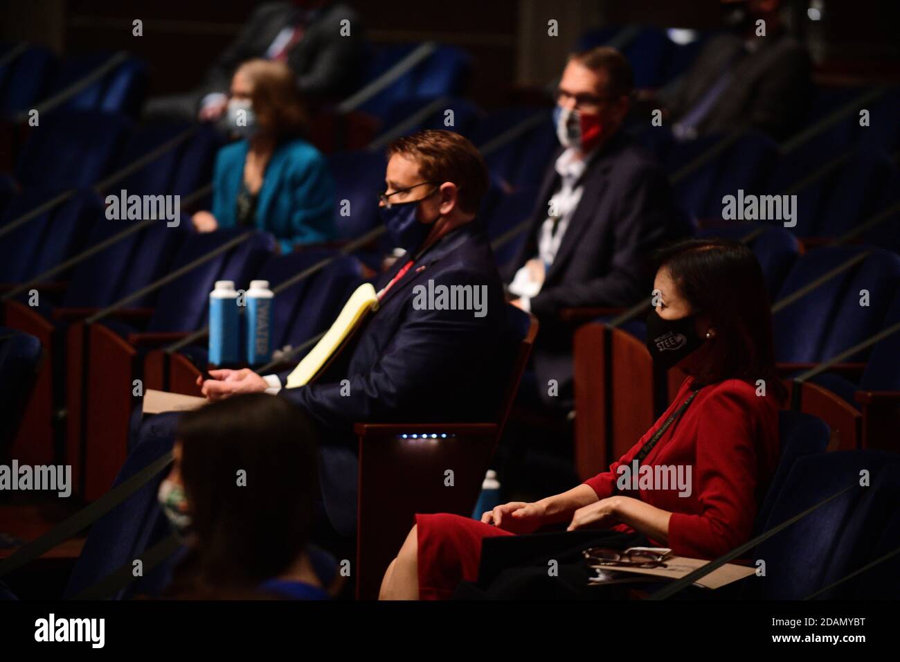 I nuovi membri eletti del Congresso degli Stati Uniti partecipano ad un orientamento su Capitol Hill a Washington, DC, 13 novembre 2020. Credito: Astrid Riecken/Pool via CNP /MediaPunch Foto Stock