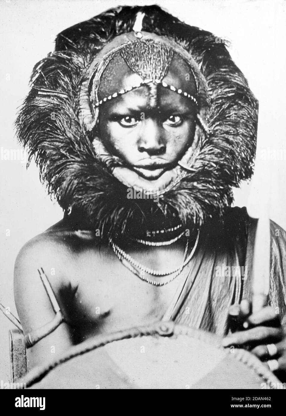 Guerriero Maasai, Africa, periodo vittoriano Foto Stock
