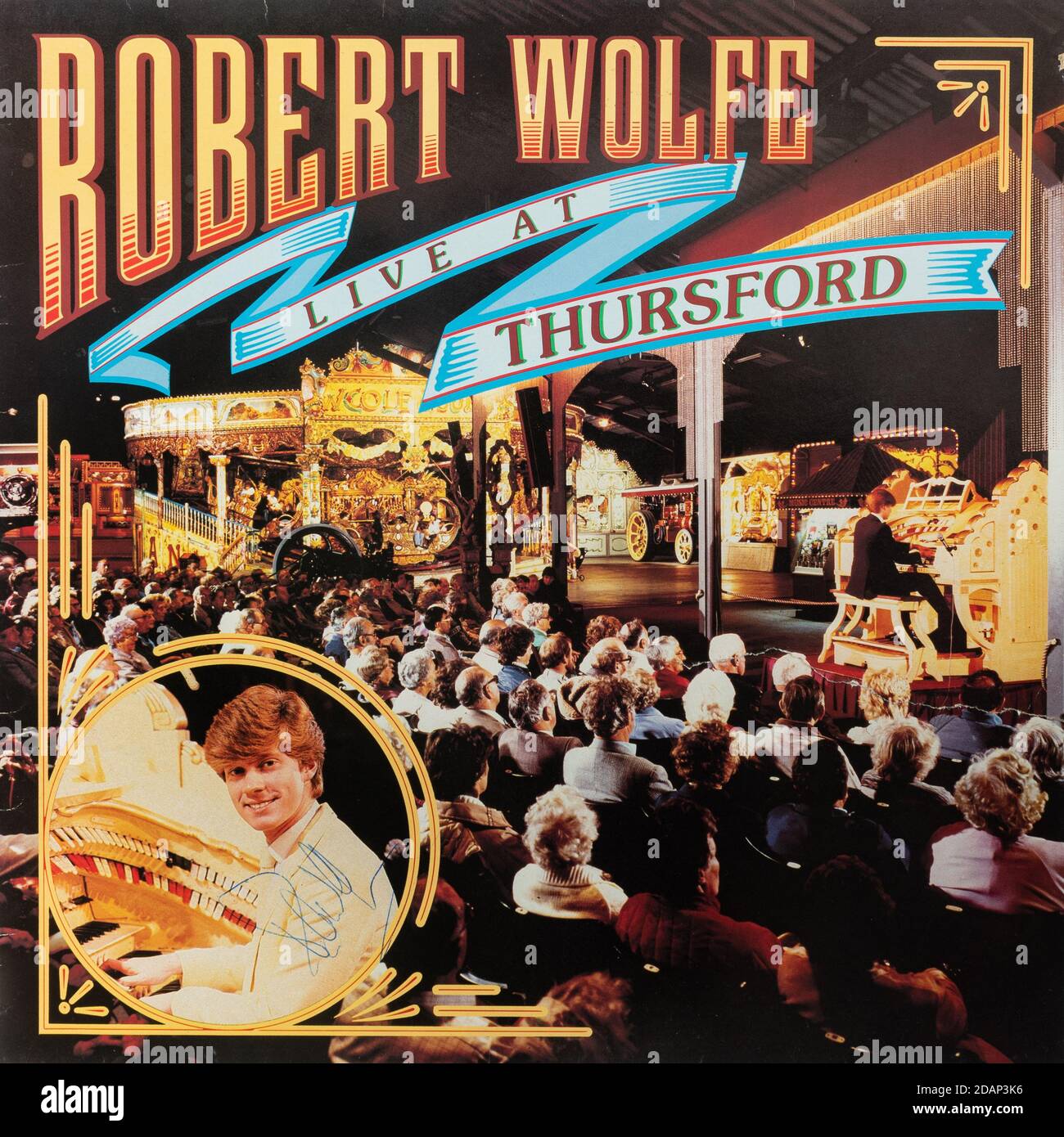Robert Wolfe Live alla copertina dell'album in vinile di Thursford Foto Stock