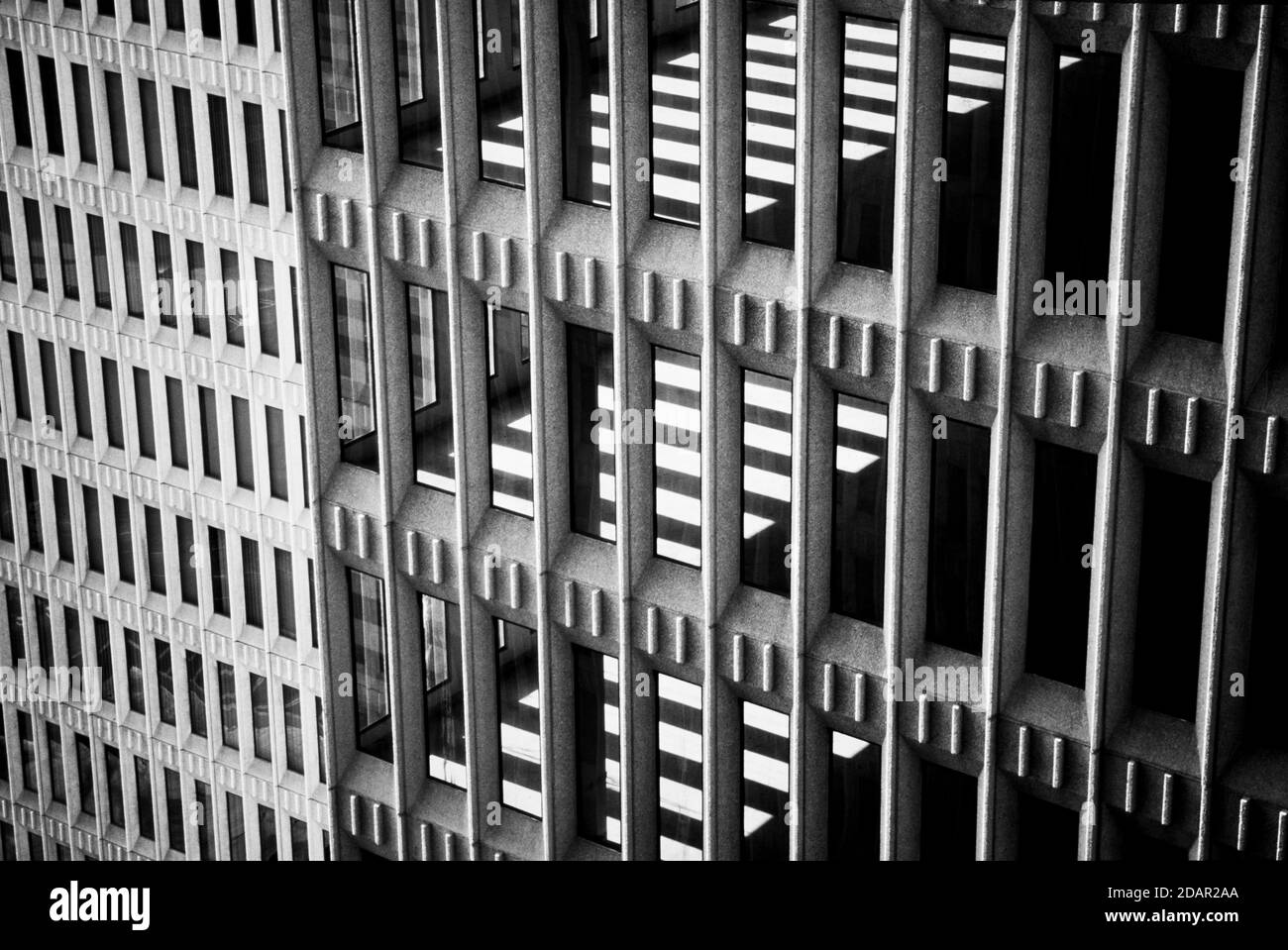 Piani di uffici vuoti in un alto edificio commerciale di Classe A. Foto Stock