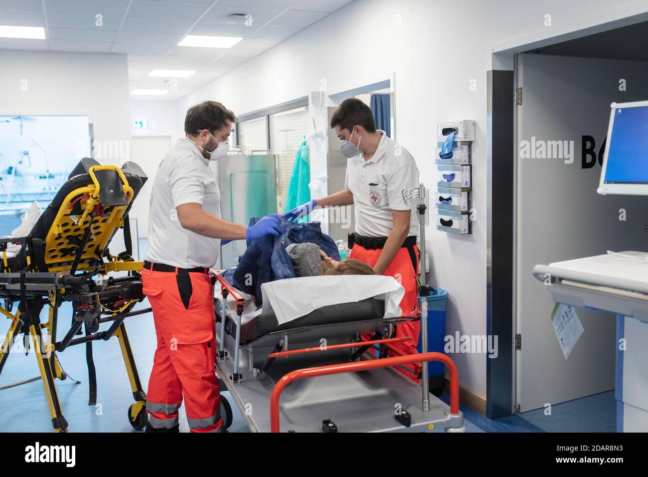 Pronto soccorso di un paziente di Covid, Ospedale Agatharied, Agatharied, Baviera, Germania Foto Stock