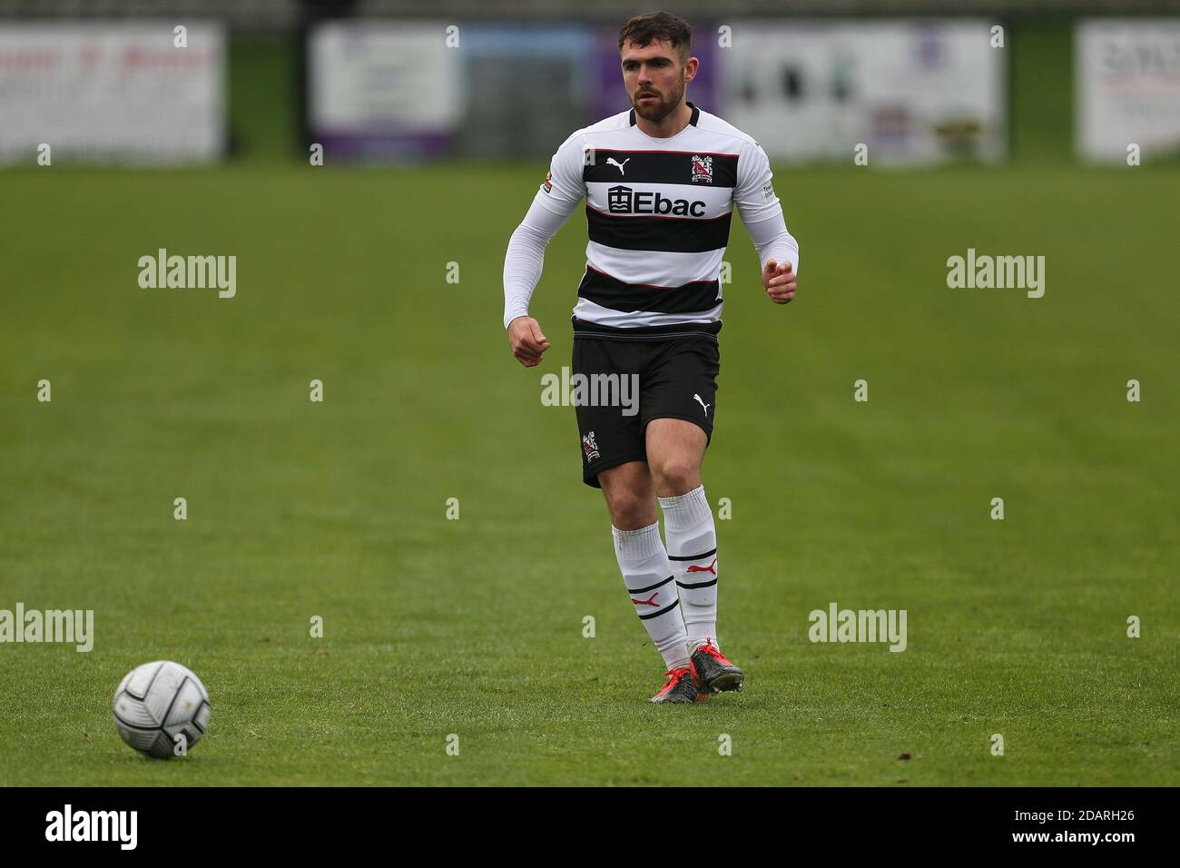 DARLINGTON, INGHILTERRA. 14 NOVEMBRE ben Hedley di Darlington durante la Vanarama National League North match tra Darlington e AFC Telford United a Blackwell Meadows, Darlington sabato 14 novembre 2020. (Credit: Mark Fletcher | MI News) Credit: MI News & Sport /Alamy Live News Foto Stock