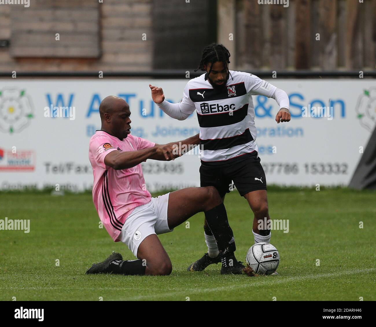 DARLINGTON, INGHILTERRA. 14 NOVEMBRE durante la partita Vanarama National League North tra Darlington e AFC Telford United a Blackwell Meadows, Darlington, sabato 14 novembre 2020. (Credit: Mark Fletcher | MI News) Credit: MI News & Sport /Alamy Live News Foto Stock