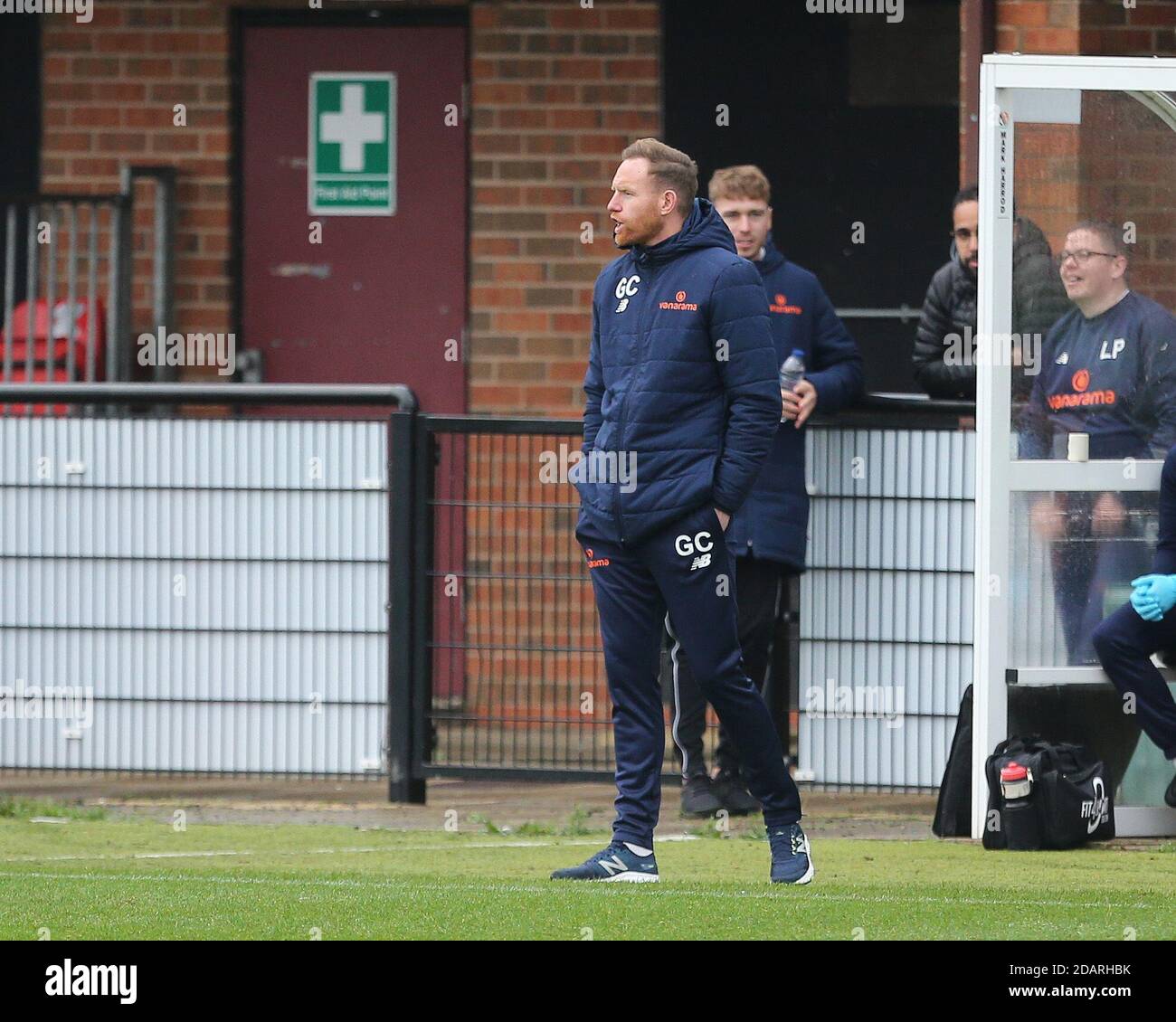DARLINGTON, INGHILTERRA. 14 NOVEMBRE il manager di AFC Telford Gavin Cowan durante la Vanarama National League North match tra Darlington e AFC Telford United a Blackwell Meadows, Darlington, sabato 14 novembre 2020. (Credit: Mark Fletcher | MI News) Credit: MI News & Sport /Alamy Live News Foto Stock