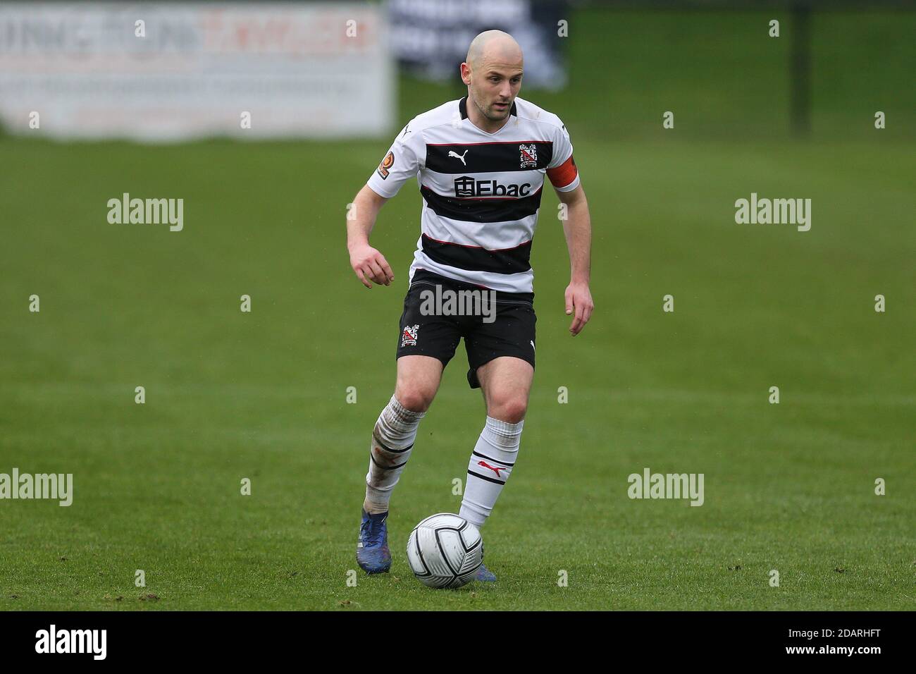 DARLINGTON, INGHILTERRA. IL 14 NOVEMBRE sarà Hatfield di Darlington durante la Vanarama National League North match tra Darlington e AFC Telford United a Blackwell Meadows, Darlington sabato 14 novembre 2020. (Credit: Mark Fletcher | MI News) Credit: MI News & Sport /Alamy Live News Foto Stock