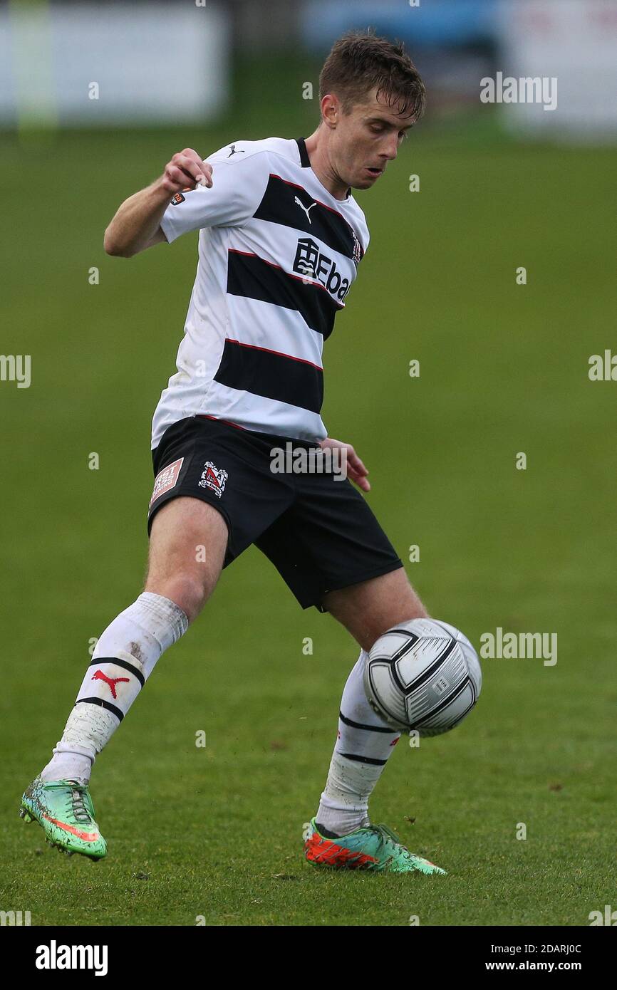 DARLINGTON, INGHILTERRA. 14 NOVEMBRE Jarrett Rivers of Darlington durante la Vanarama National League North match tra Darlington e AFC Telford United a Blackwell Meadows, Darlington sabato 14 novembre 2020. (Credit: Mark Fletcher | MI News) Credit: MI News & Sport /Alamy Live News Foto Stock