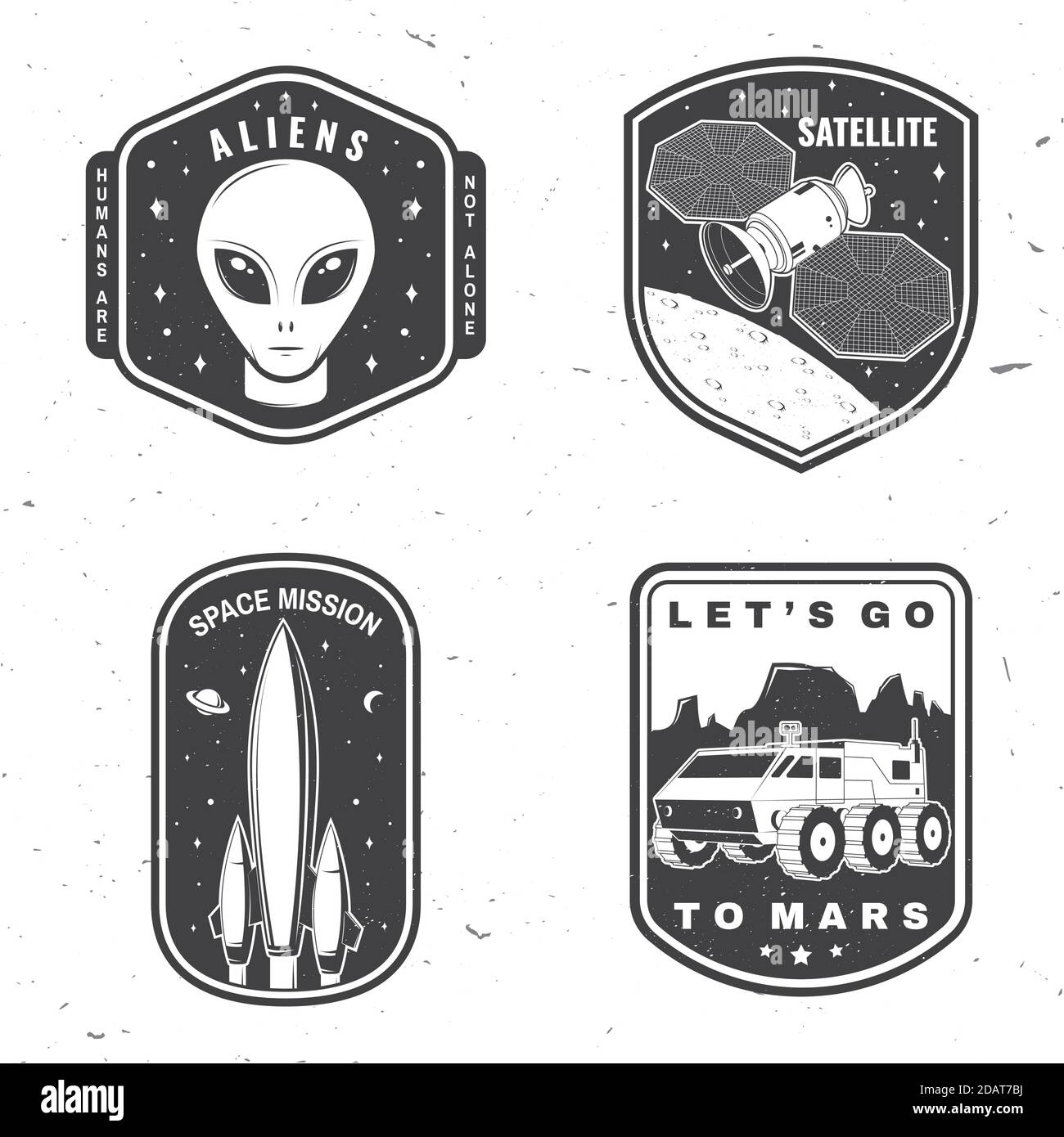 Set di logo missione spaziale, badge, patch. Vettore. Concetto per camicia, stampa, timbro. Design tipografico vintage con razzo spaziale, alieno, Mars rover e satellite sulla luna e silhouette della terra. Illustrazione Vettoriale