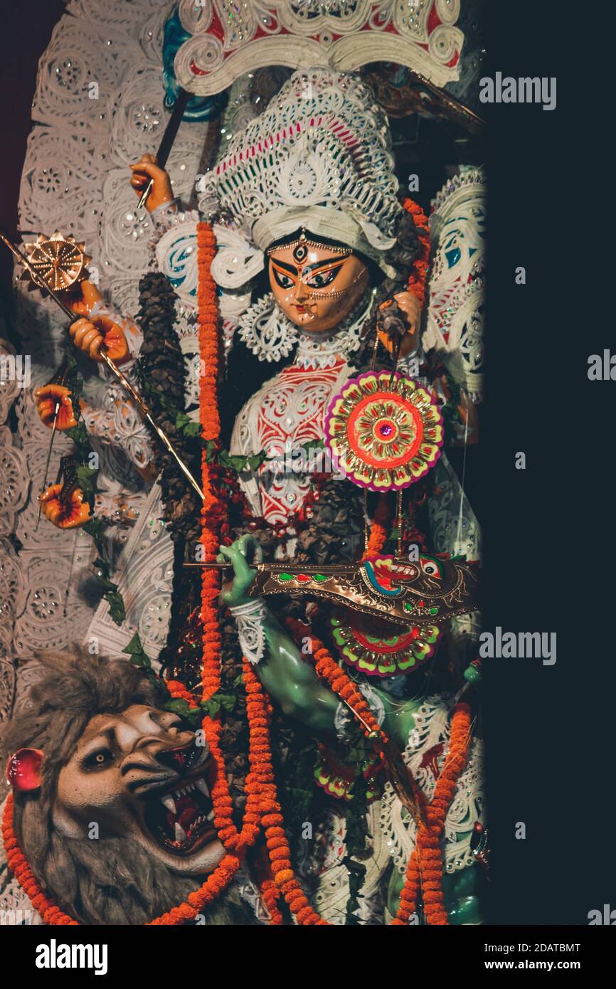 Durga Puja magia di grazia e forza divina Foto Stock