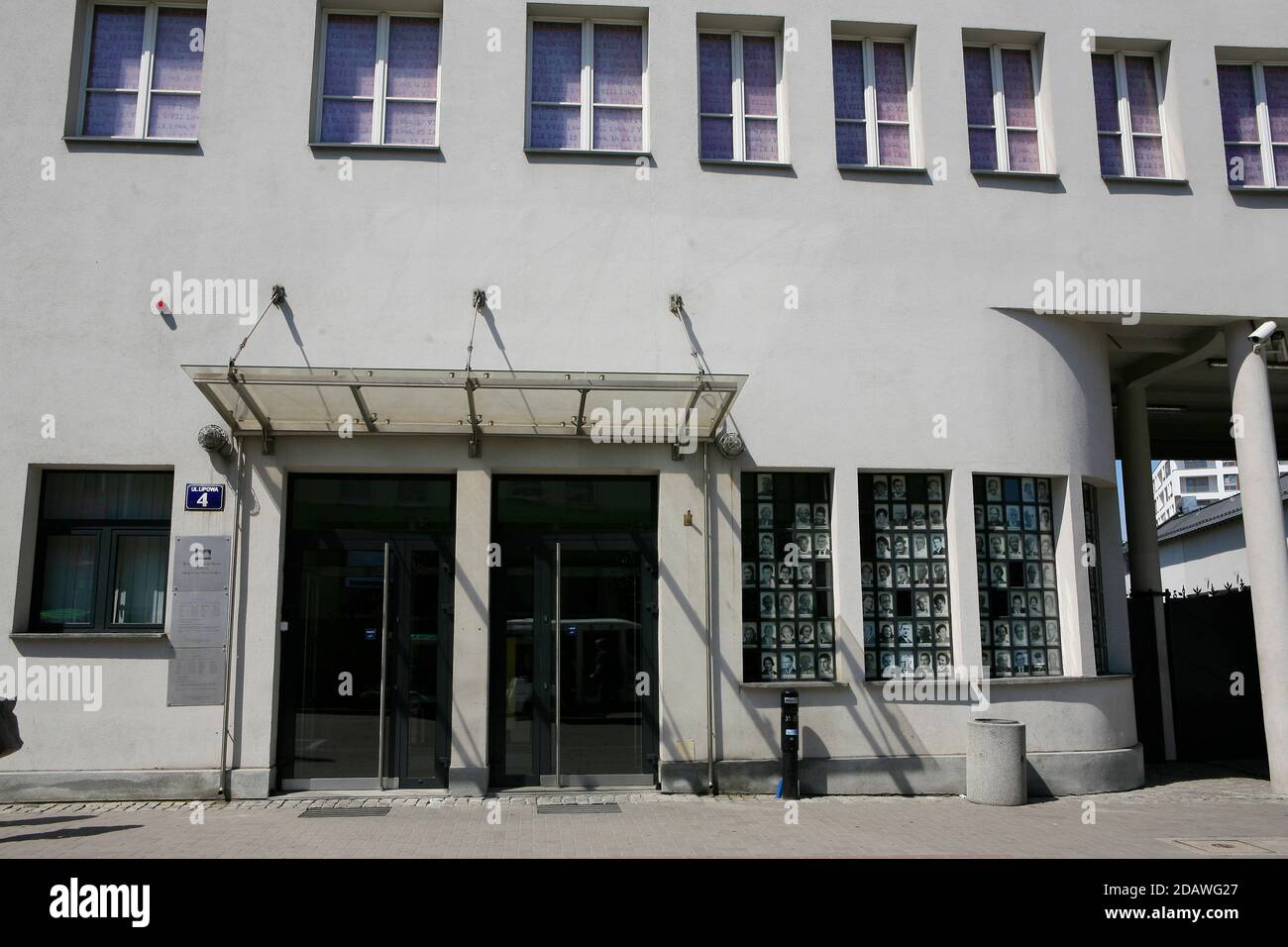 La vecchia fabbrica di Oskar Schindler a Cracovia come museo. Mostra dedicata a Cracovia sotto occupazione nazista durante la seconda guerra mondiale. Foto Stock