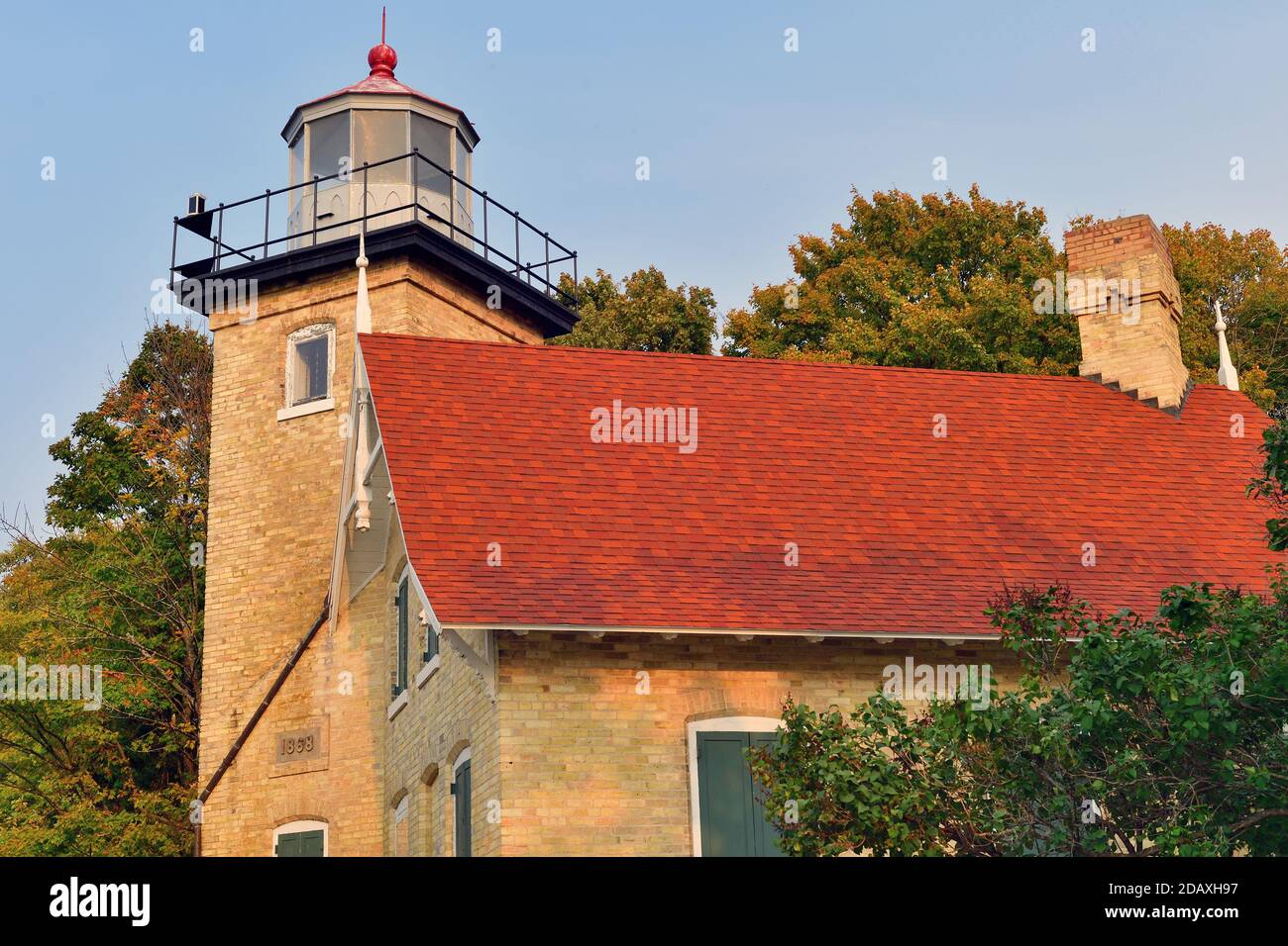 Fish Creek, Wisconsin, Stati Uniti. Il faro Eagle Bluff Light o Eagle Bluff si trova sul lago Michigan e nel Peninsula state Park nella contea di Door. Foto Stock