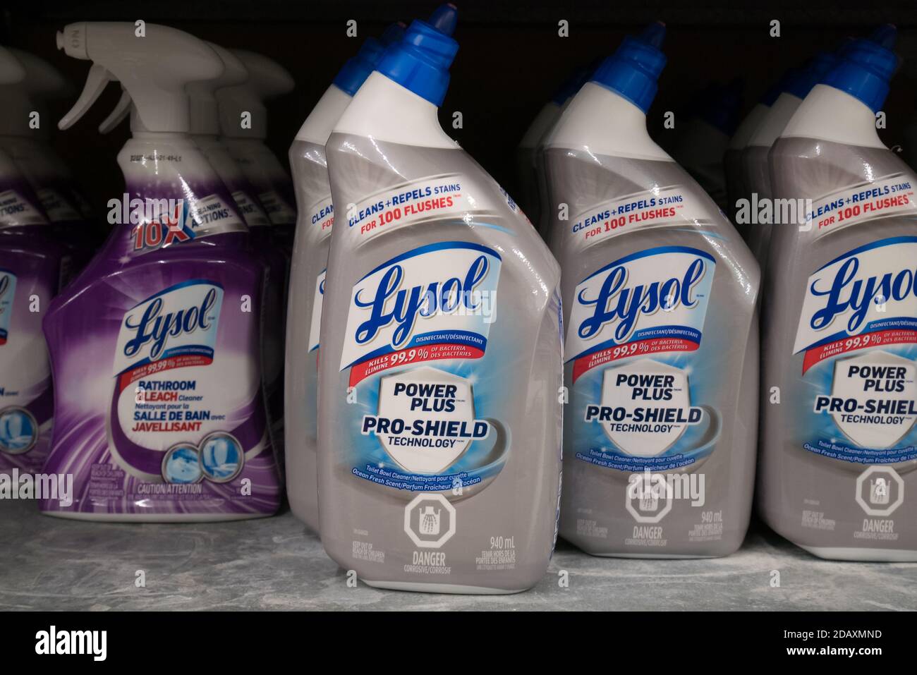 prodotto per la pulizia della casa lysol Foto Stock