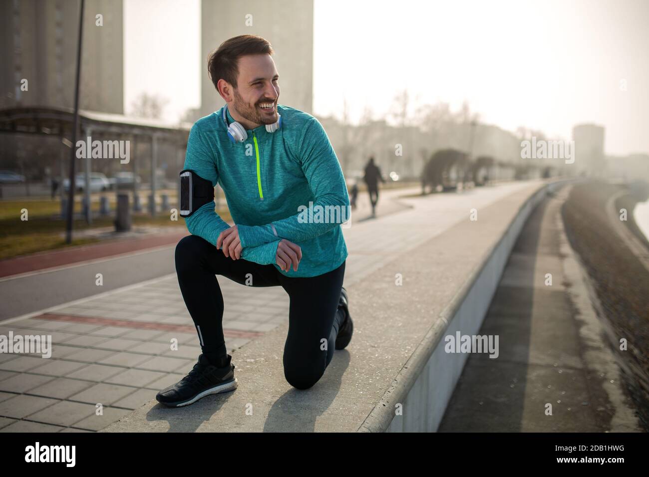 Giorno di partenza dal jog di mattina. Sport Running persone sano stile di vita concetto. Foto Stock