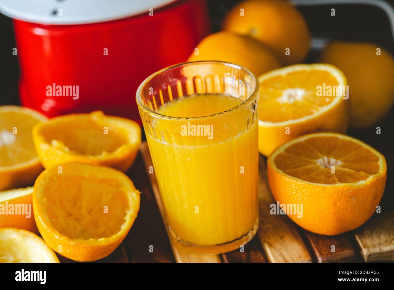 Arance per la spremitura del succo d'arancia - FOODPIX Foto Stock