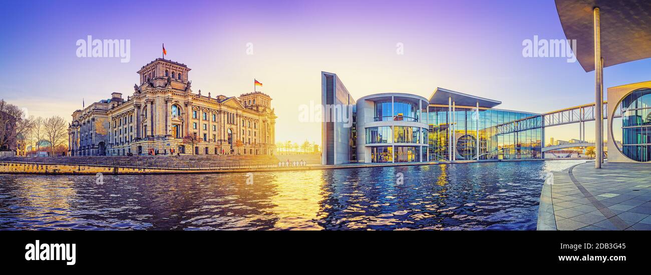 vista panoramica sul quartiere governativo di berlino Foto Stock