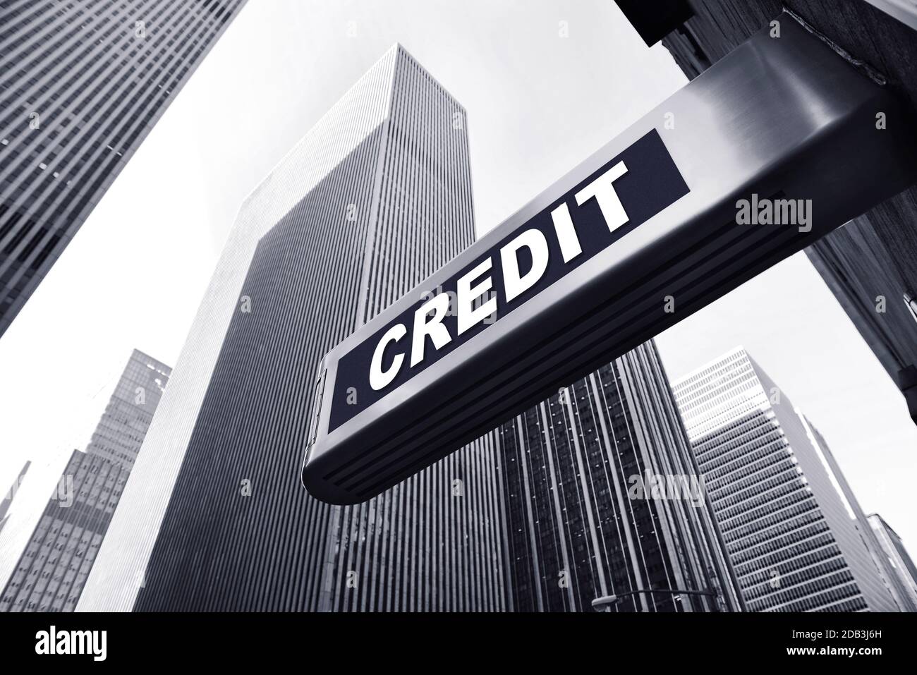 edificio per uffici con un cartello di credito Foto Stock