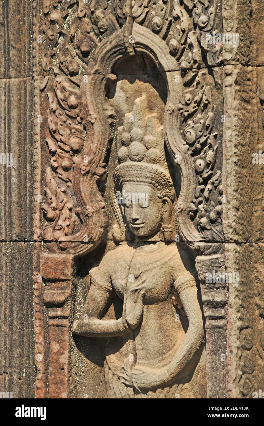 Statua di Aspara, tempio di Ta Prohm, Cambogia Foto Stock
