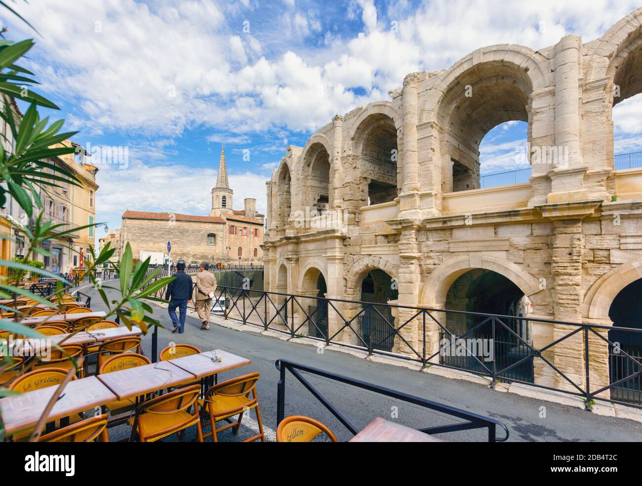 Arles, Provenza-Alpi-Côte Azzurra, Francia. Anfiteatro Romano. Arles è un sito patrimonio dell'umanità dell'UNESCO. Foto Stock