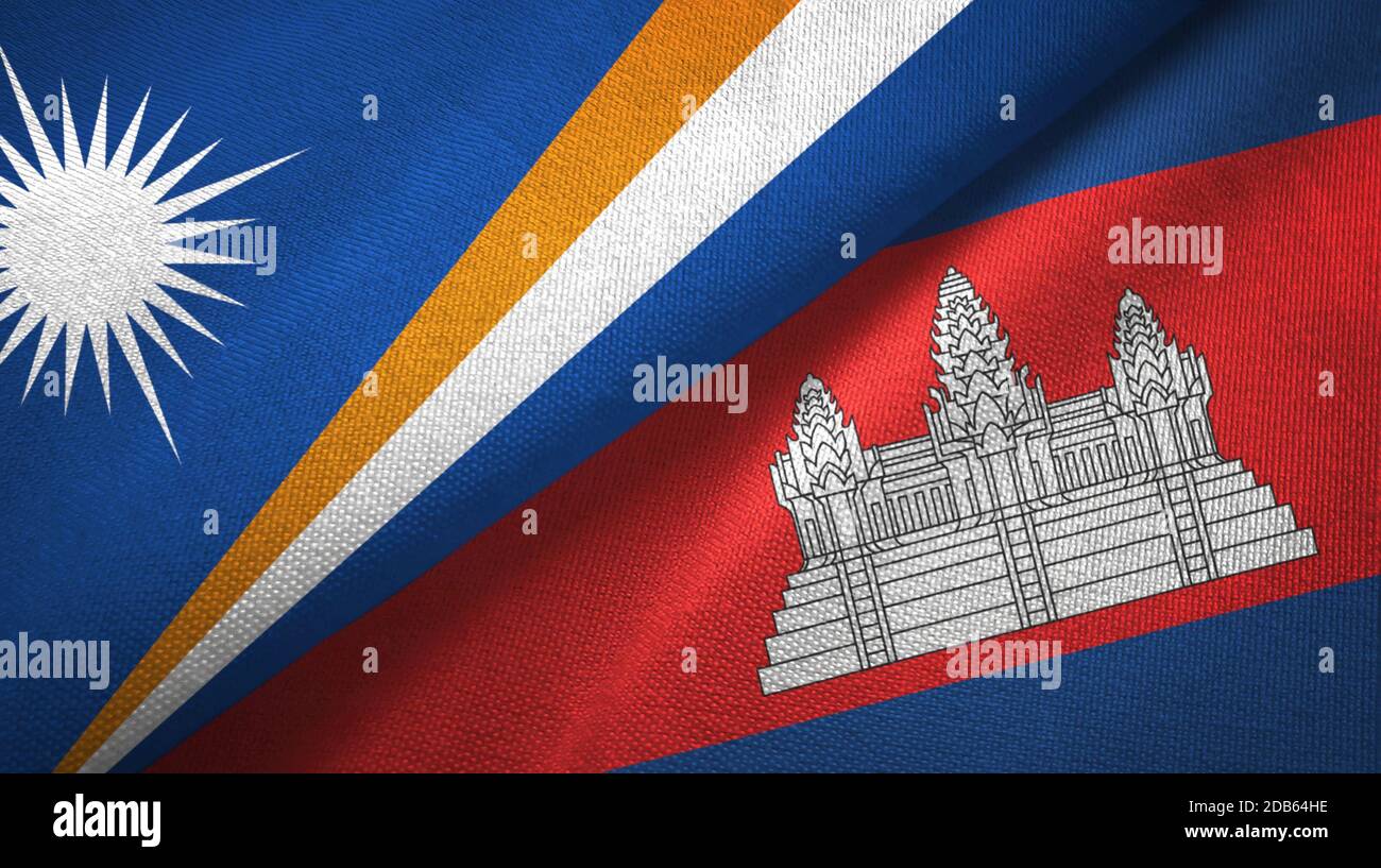 Isole Marshall e Cambogia due bandiere tessuto tessuto, tessuto Foto Stock