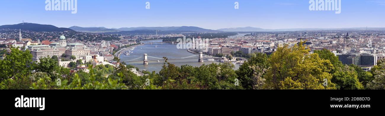 Panorama di Budapest in Ungheria in estate Foto Stock