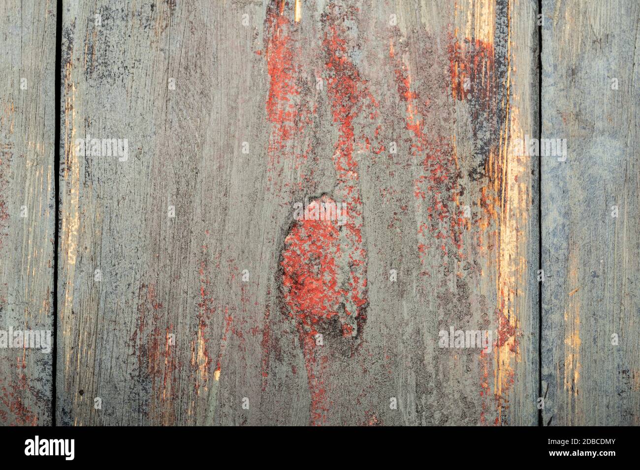 legno rustico di vari colori per decorazioni Foto Stock