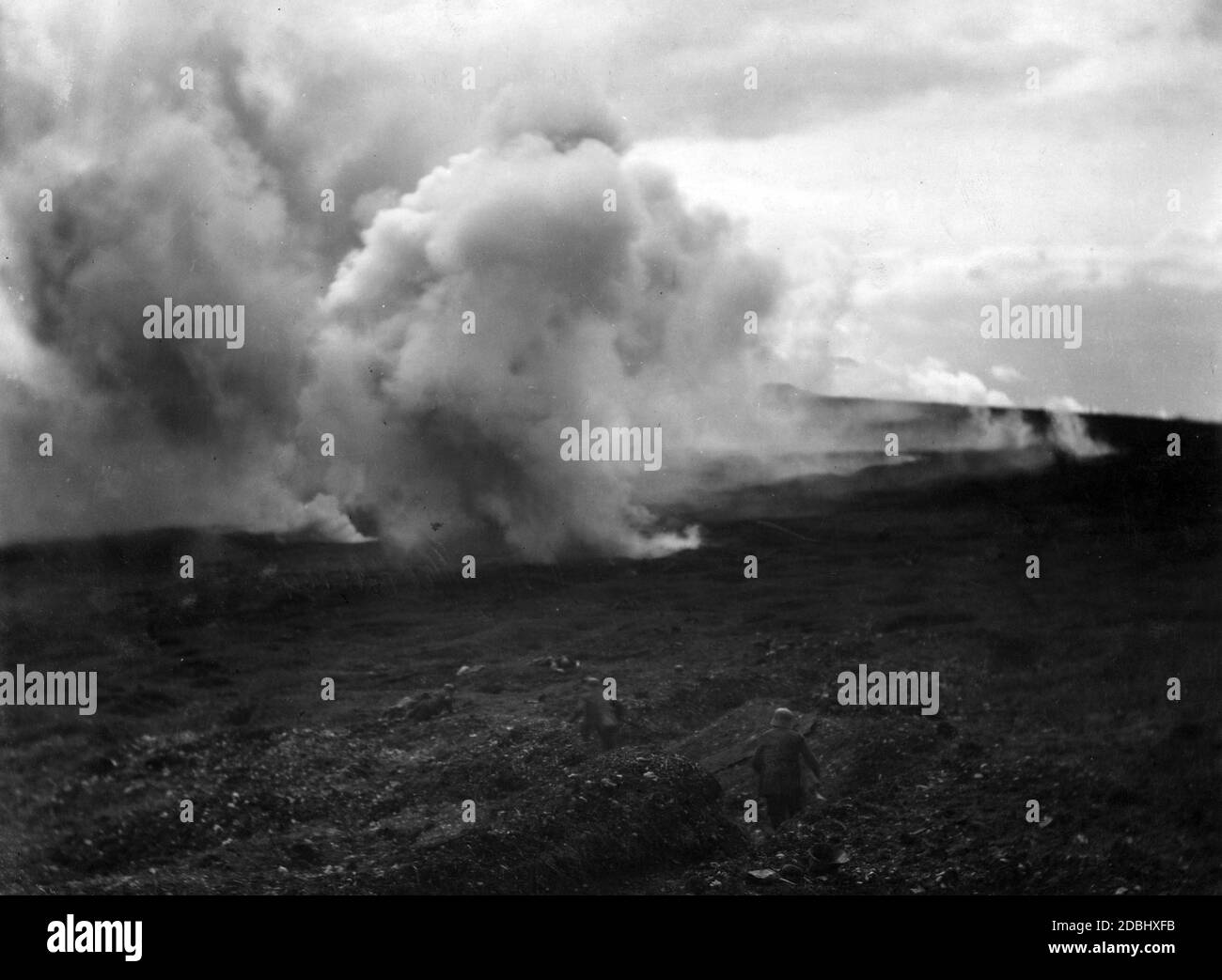 1916: Battaglia di Verdun: Soldati tedeschi vicino al Fort de Souville a Verdun. Foto Stock