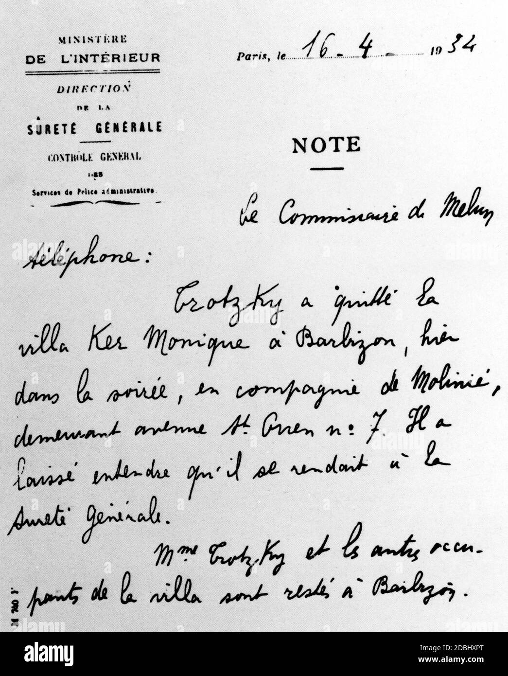 Una nota del servizio di intelligence nazionale francese Surete, che monitorava ogni movimento di Trotsky. Ci dice con chi Trotsky ha lasciato la casa a Barbizon vicino a Melun e perché. Foto Stock
