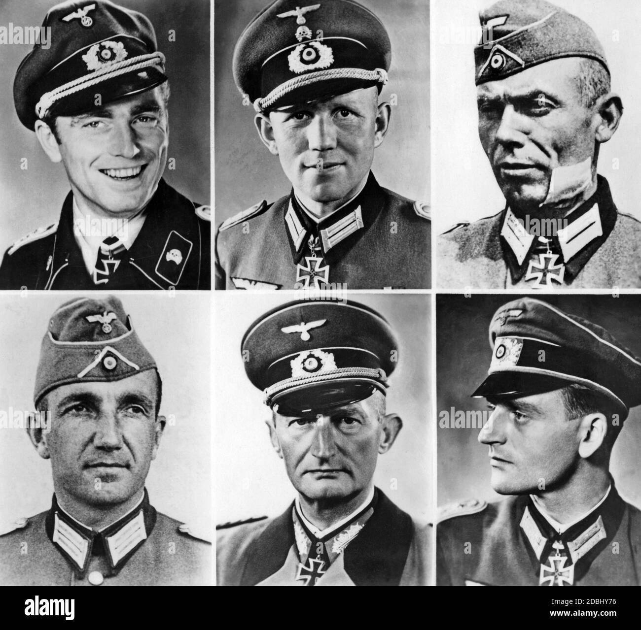 Captain Wilhelm Weidenbrueck, Rittmeister (Hermann) Eggers, Major Reinhard Fredebold, tenente colonnello Rudolf Bushe, maggiore generale Max Fremerey, capitano Waldemar Wildschuetze con la Croce del Cavaliere la data indica la data di assegnazione. Foto Stock