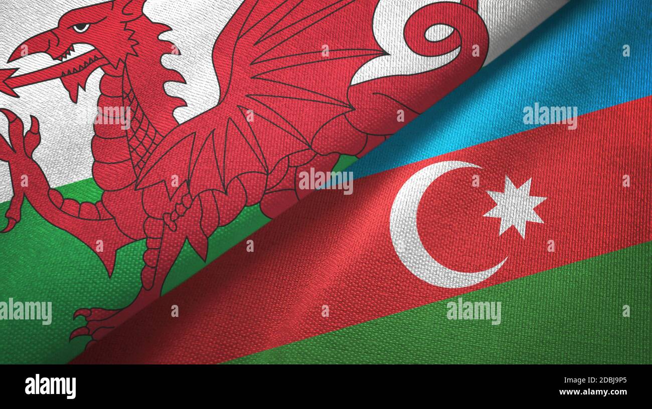 Galles e Azerbaigian due bandiere tessuto tessuto, tessuto Foto Stock