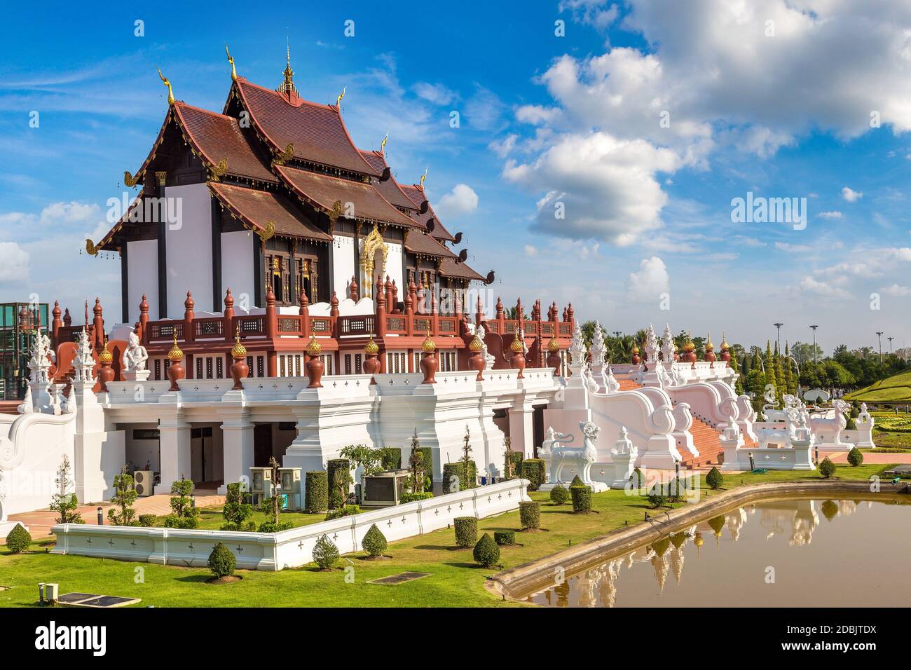 Il Royal Ratchaphruek Park a Chiang mai, Thailandia in una giornata estiva Foto Stock