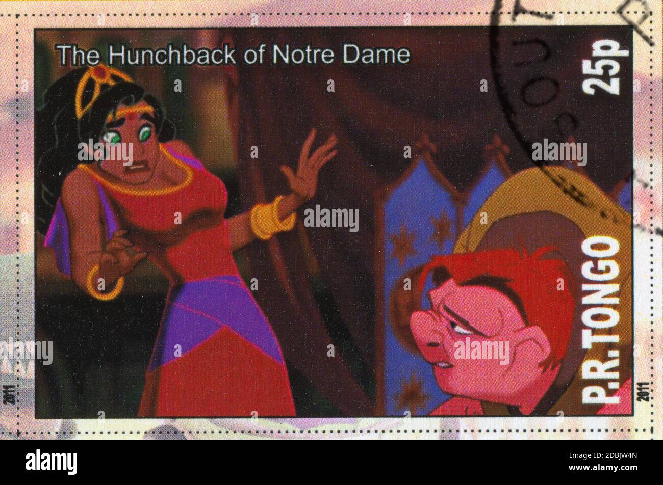 TONGO - CIRCA 2011: Francobollo stampato da Tongo, mostra il personaggio dei cartoni animati Walt Disney, il Cacciabio di Notre Dame, circa 2011 Foto Stock