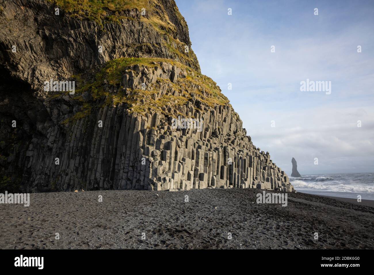 Colonne di basalto Reynisfjara in Islanda. Foto Stock