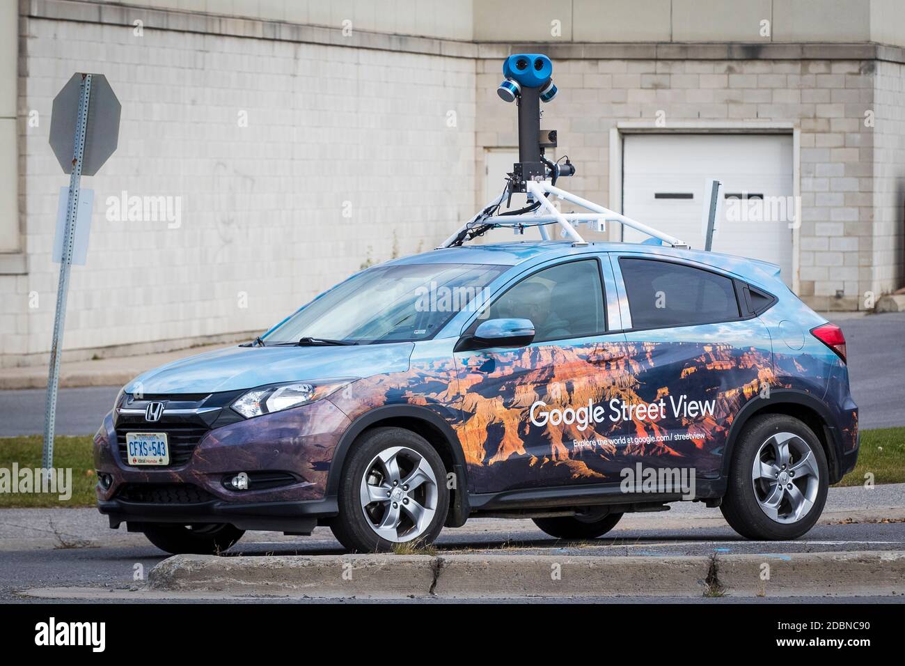 Auto Google Street view con una fotocamera 360 collegata alla parte superiore a Kingston, Ontario, martedì 17 novembre 2020. Foto Stock