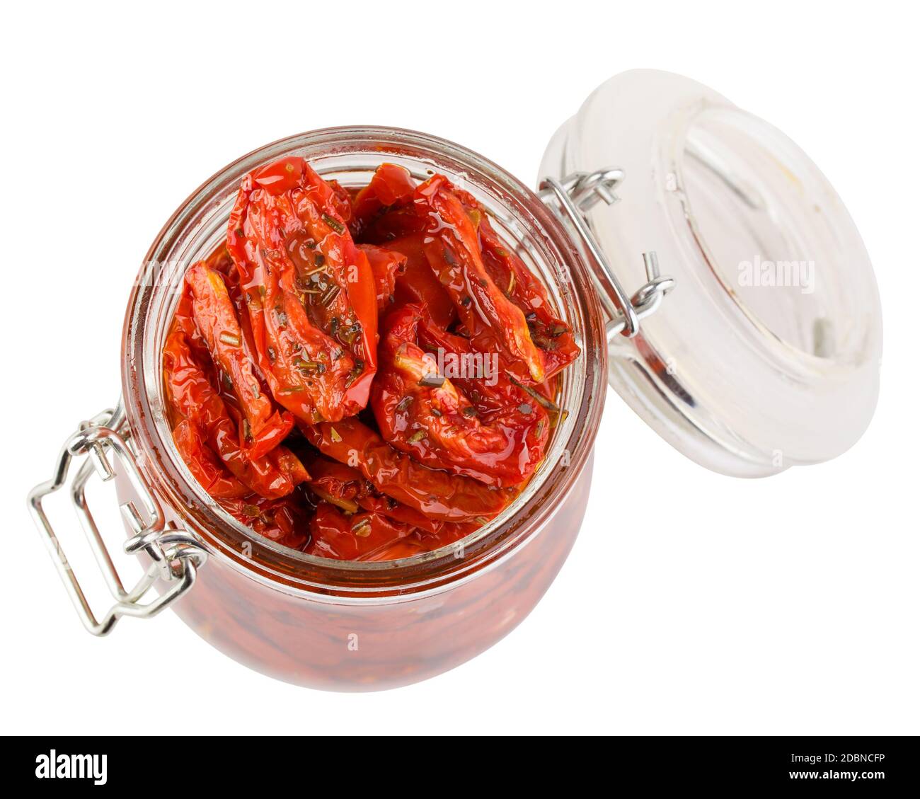 Pomodori secchi, isolati su sfondo bianco, percorso di clipping, tutta la profondità di campo Foto Stock