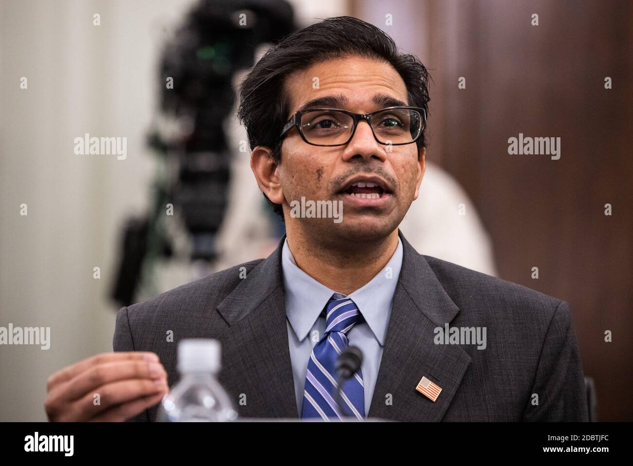 Ravi Bulusu, Fondatore, MolMas, testimonia su Capitol Hill, Martedì, 17 novembre 2020, durante un'audizione del Comitato del Senato Commercio, Scienza, e Trasporti sulla risposta dell'industria manifatturiera americana a Covid19.Credit: Graeme Jennings/Pool via CNP /MediaPunch Foto Stock