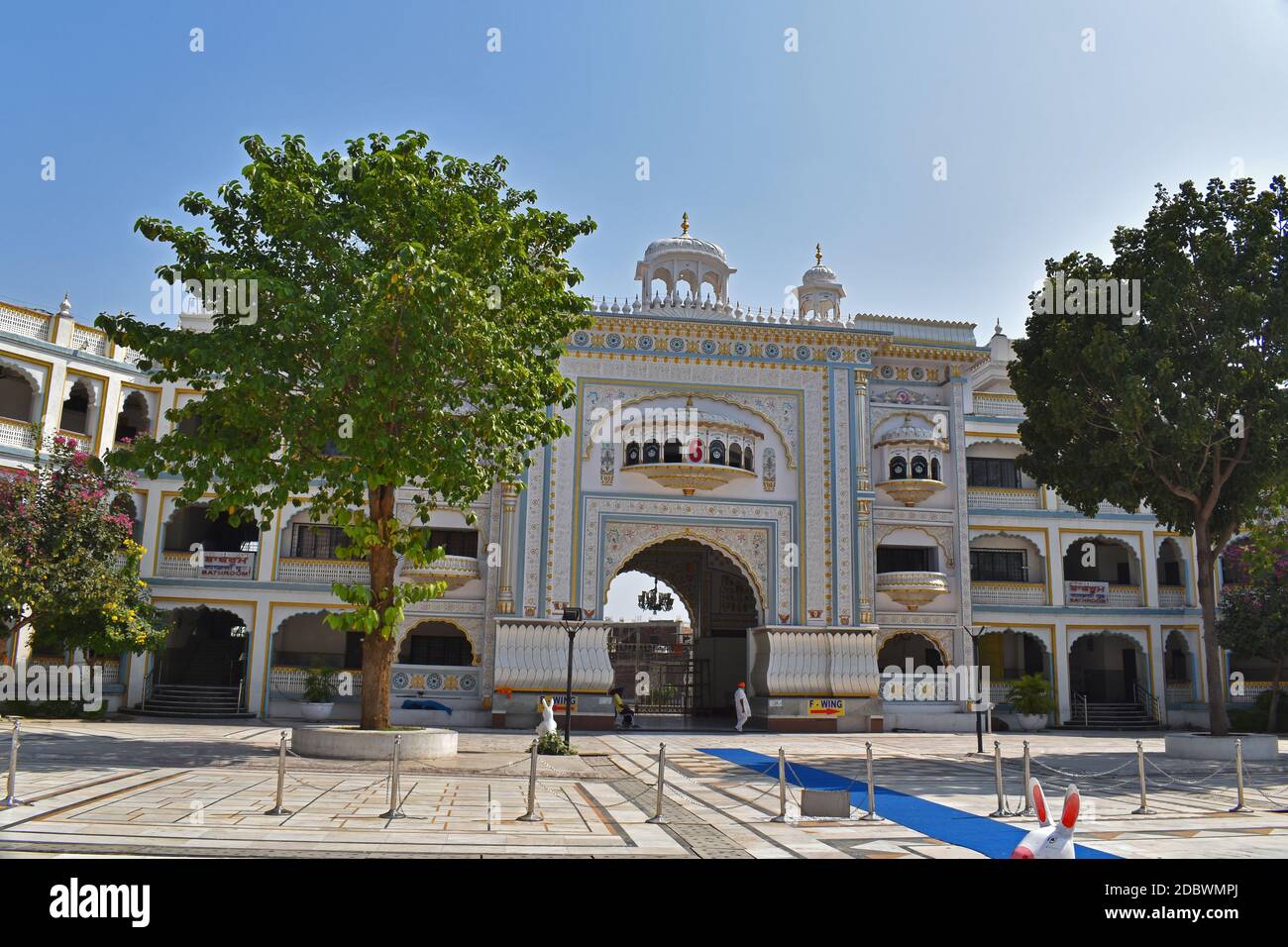Vista del cancello d'ingresso-6, Takhat Sachkhand Shri Hazur Abchalnagar Sahib, Gurudwara principale di Nandered e uno dei cinque alti seggi di autorità del si Foto Stock