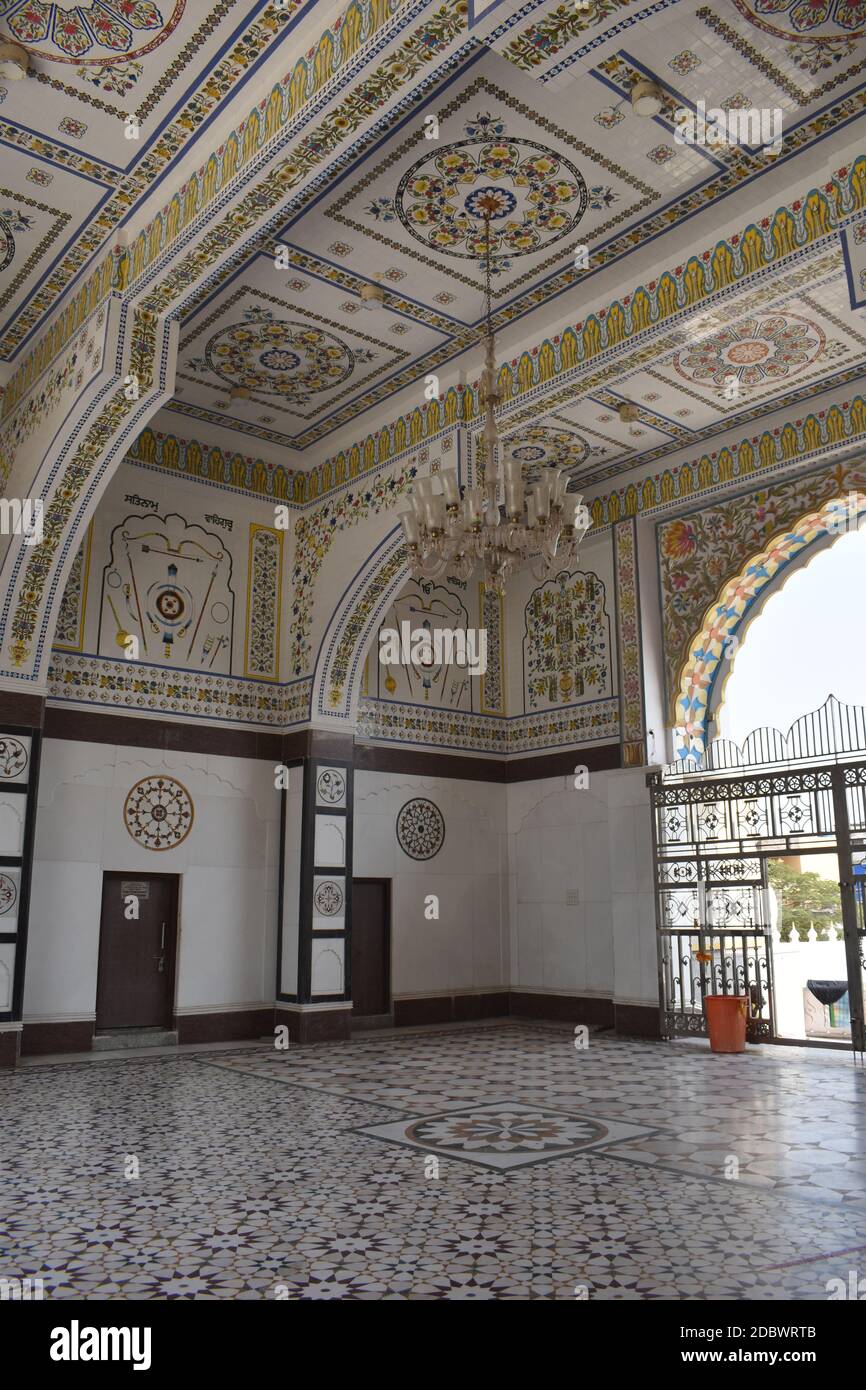 Ingresso interno bellissima vista di Takhat Sachkhand Shri Hazur Abchalnagar Sahib è il principale Gurudwara di Nandered ed is Uno dei cinque sedili High Foto Stock