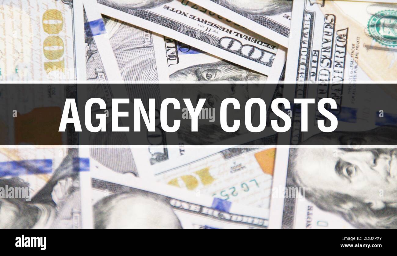 Spese di agenzia testo Concept Closeup. Dollari Americani Cash Money,rendering 3D. Spese di agenzia a banconota da Dollaro. Finanza USA banconote Commercial Foto Stock