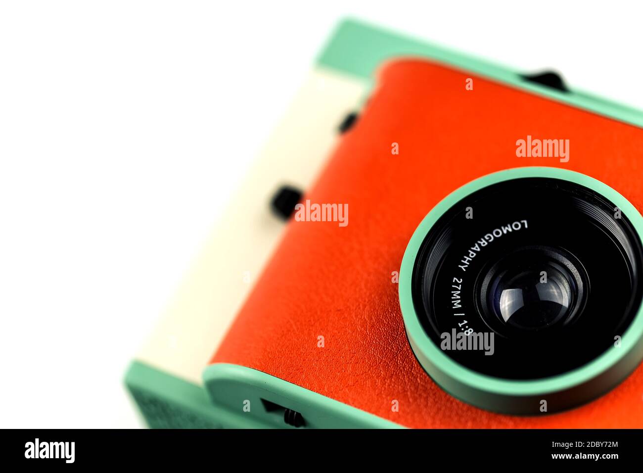 Macchine fotografiche colorate immagini e fotografie stock ad alta  risoluzione - Alamy