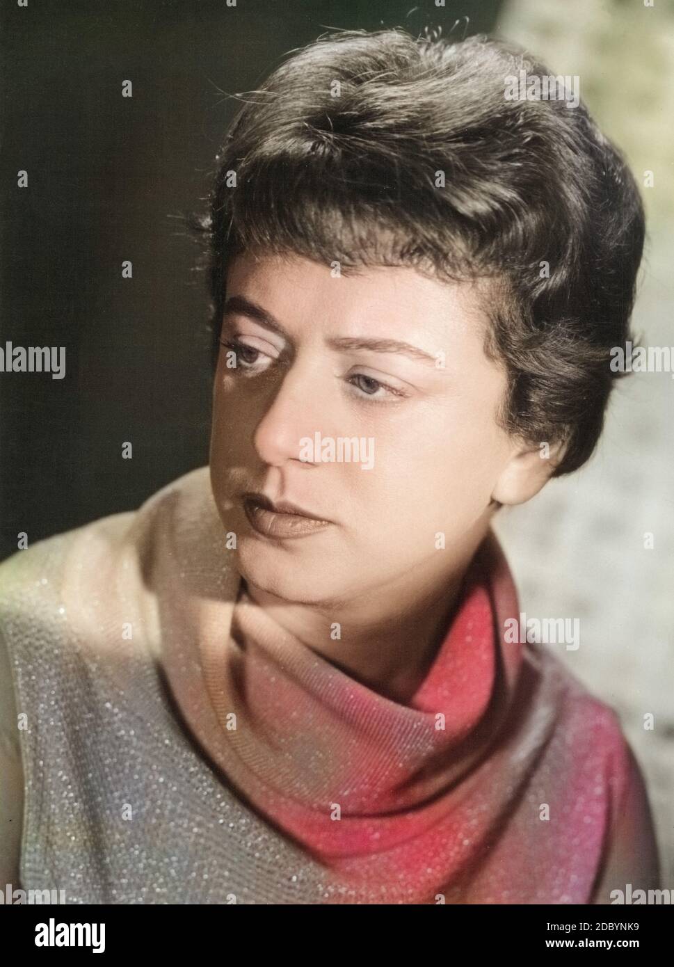 Inge Wolffberg, deutsche Schauspielerin, Kabarettistin und Synchronsprecherin, Deutschland 1950er Jahre. Attrice tedesca, artista di cabaret e doppiaggio attrice Inge Wolffberg, Germania degli anni cinquanta. Foto Stock