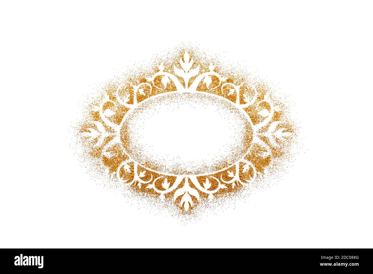 Ornato cornice vintage su glitter dorato isolato su sfondo bianco Foto Stock
